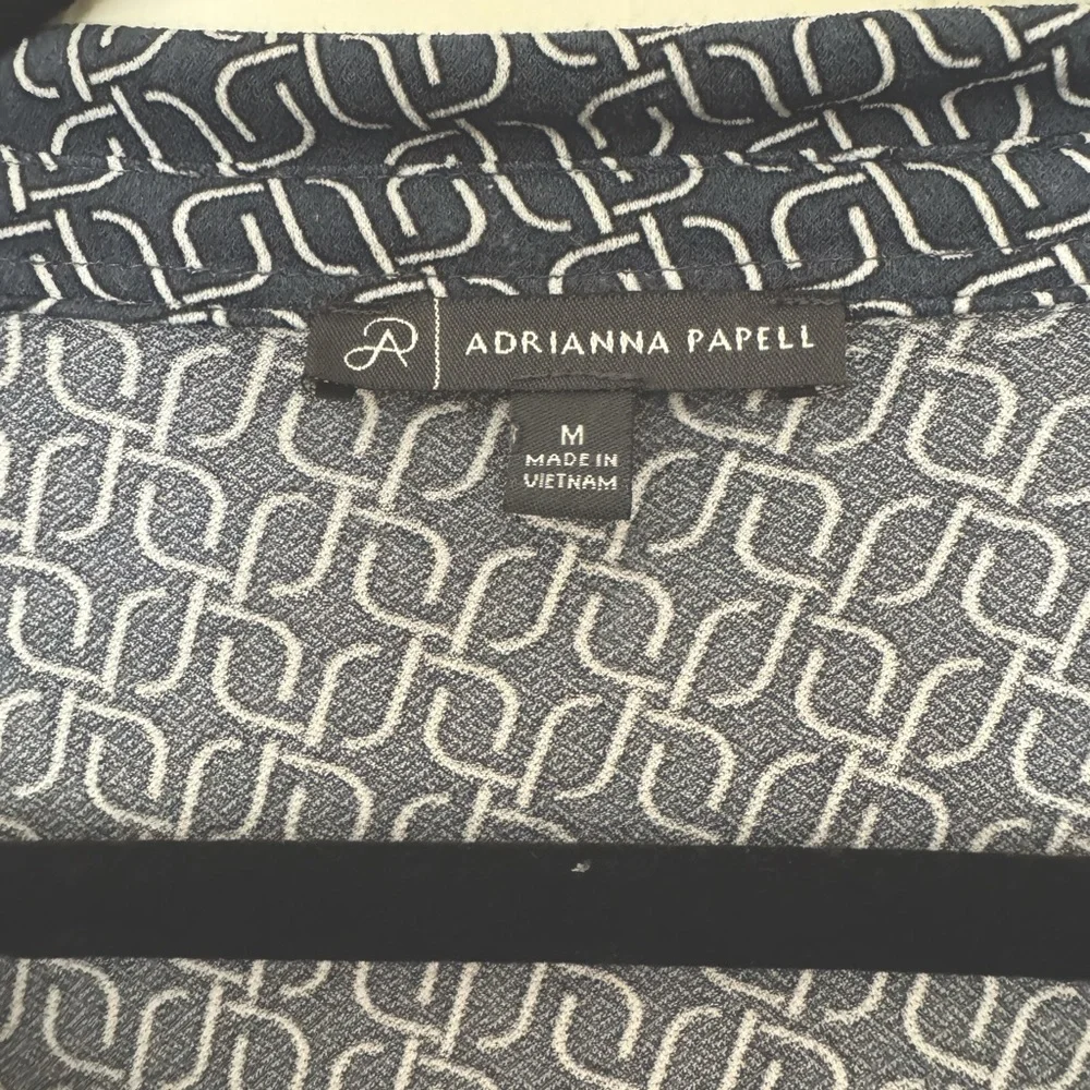 Adrianna Papell Women's Print Collared V-Neck Knit Top - Picture 2 of 3